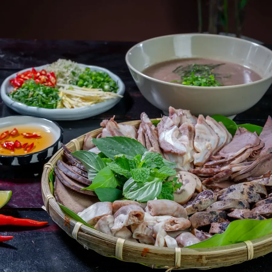 Gà nướng trên vỉ